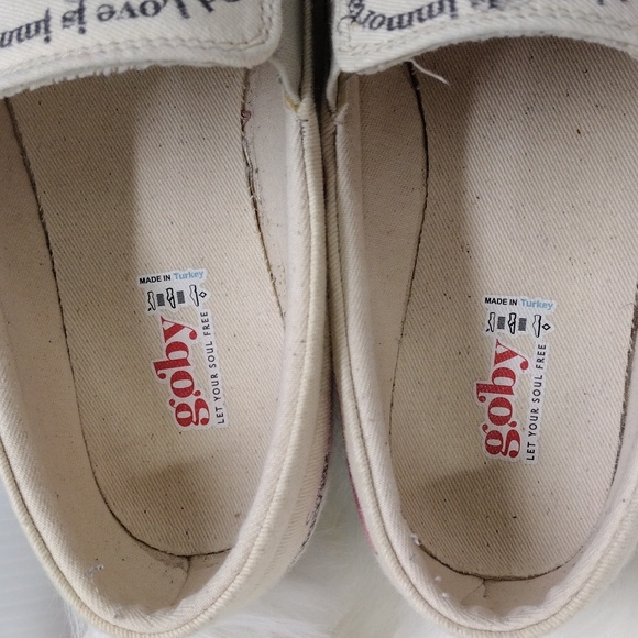 Goby Skull Shoes - Picture 8 of 9